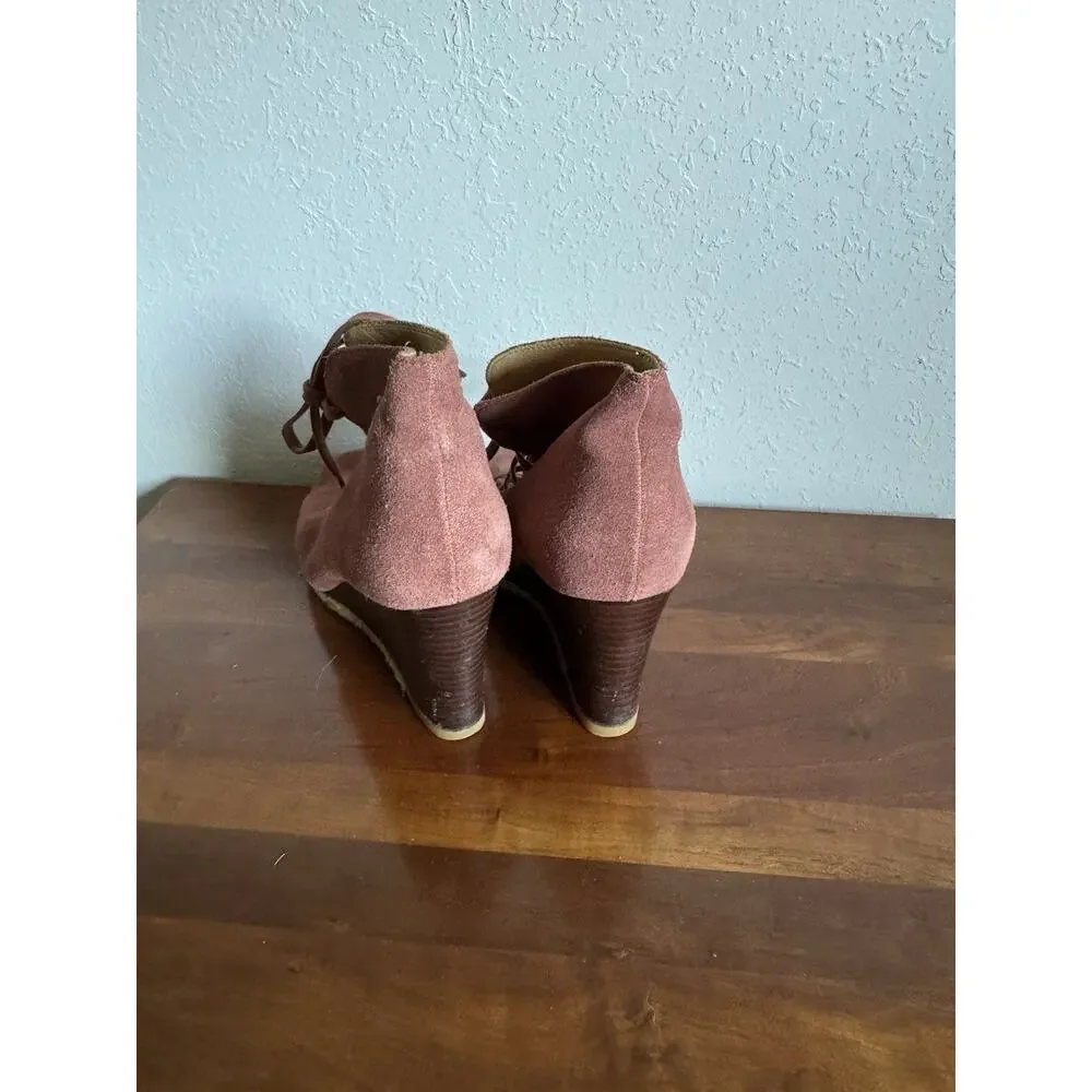 UGG Elyse Red Suede Leather Lace Up Peep Toe Ankle Boot Womens 9 Fall Harvest